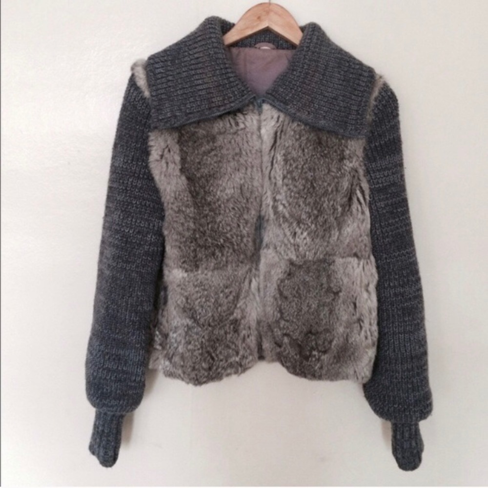 Gray Knit Jacket with Rabbit Fur